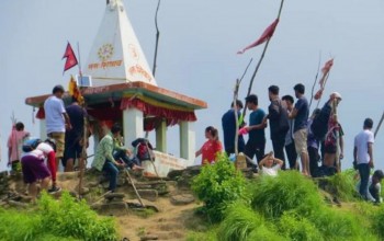 धार्मिक पर्यटकीय क्षेत्र बन्दै बाँकेको सन्तानेश्वर मन्दिर, चोखो मनले मागेपछि सन्तान मिल्छ भन्ने विश्वास